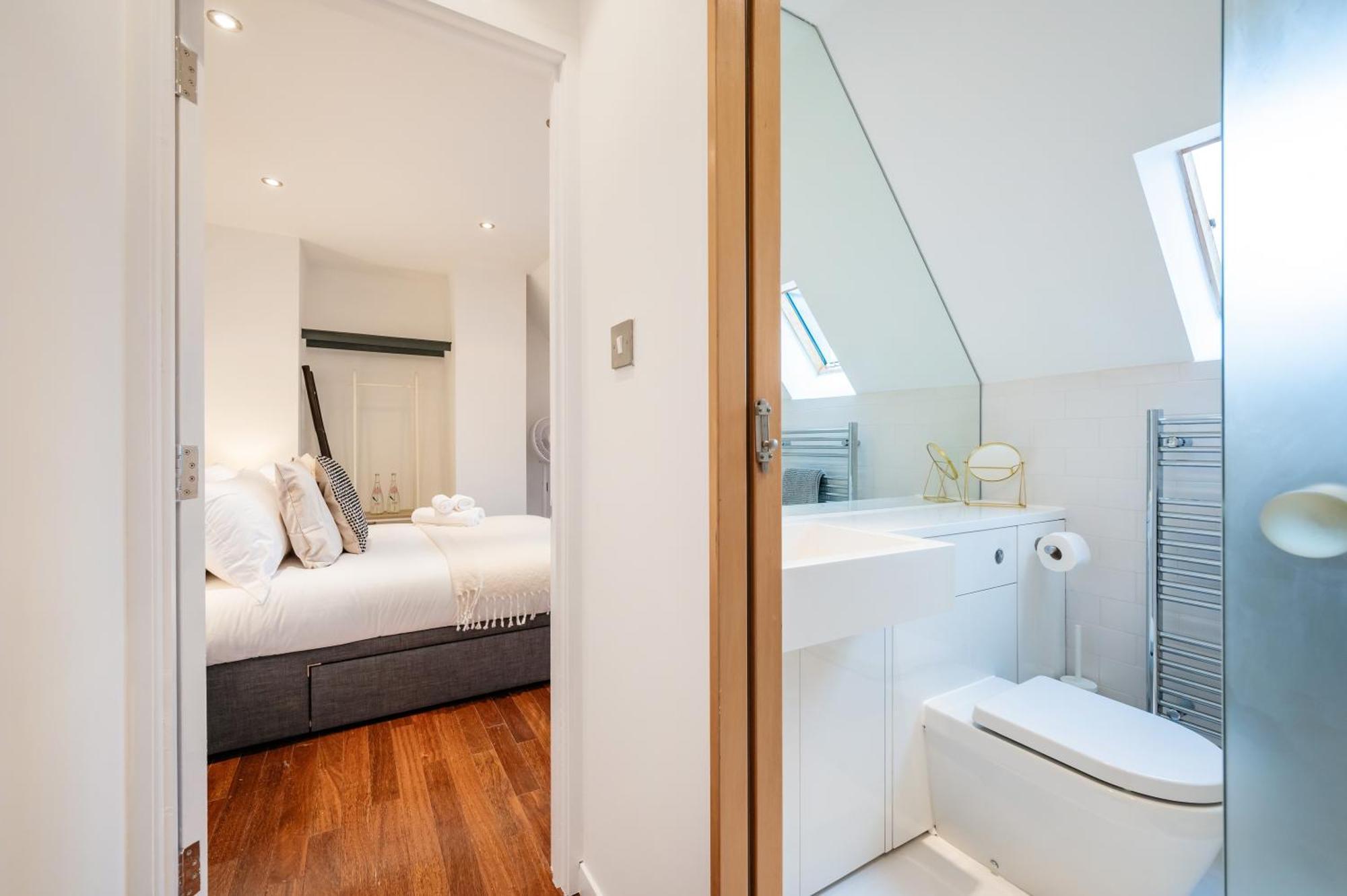 Huge & Central 3 Bedr, 4 Beds, Covent Gdn London Bagian luar foto